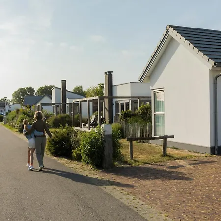 度假居 Detached, Single-storey Just Steps From The Sea 奥德多普