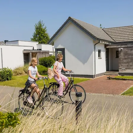 Holiday home Detached, Single-storey Just Steps From The Sea Ouddorp